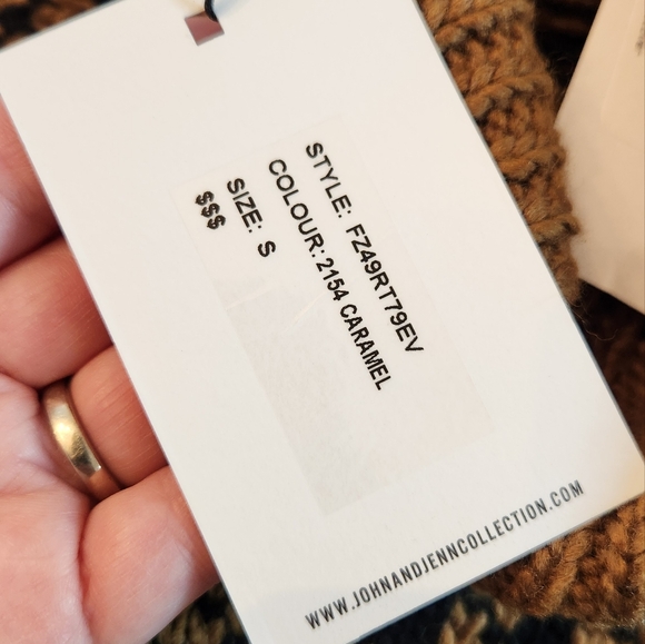 NEW John + Jenn Evereve Henry Houndstooth Turtleneck Sweater in Caramel Multi S - Picture 6 of 9